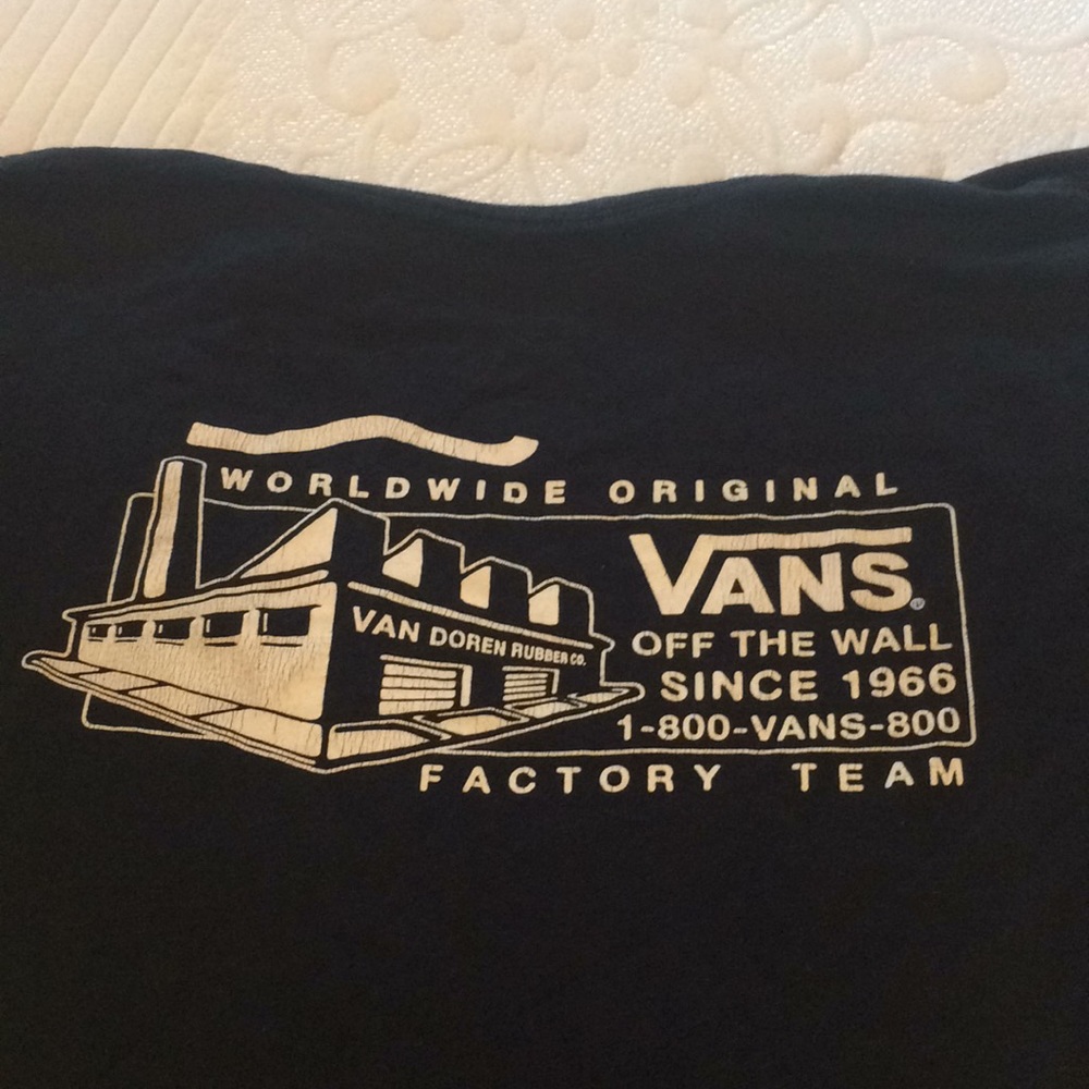 Vans T-Shirt size Small